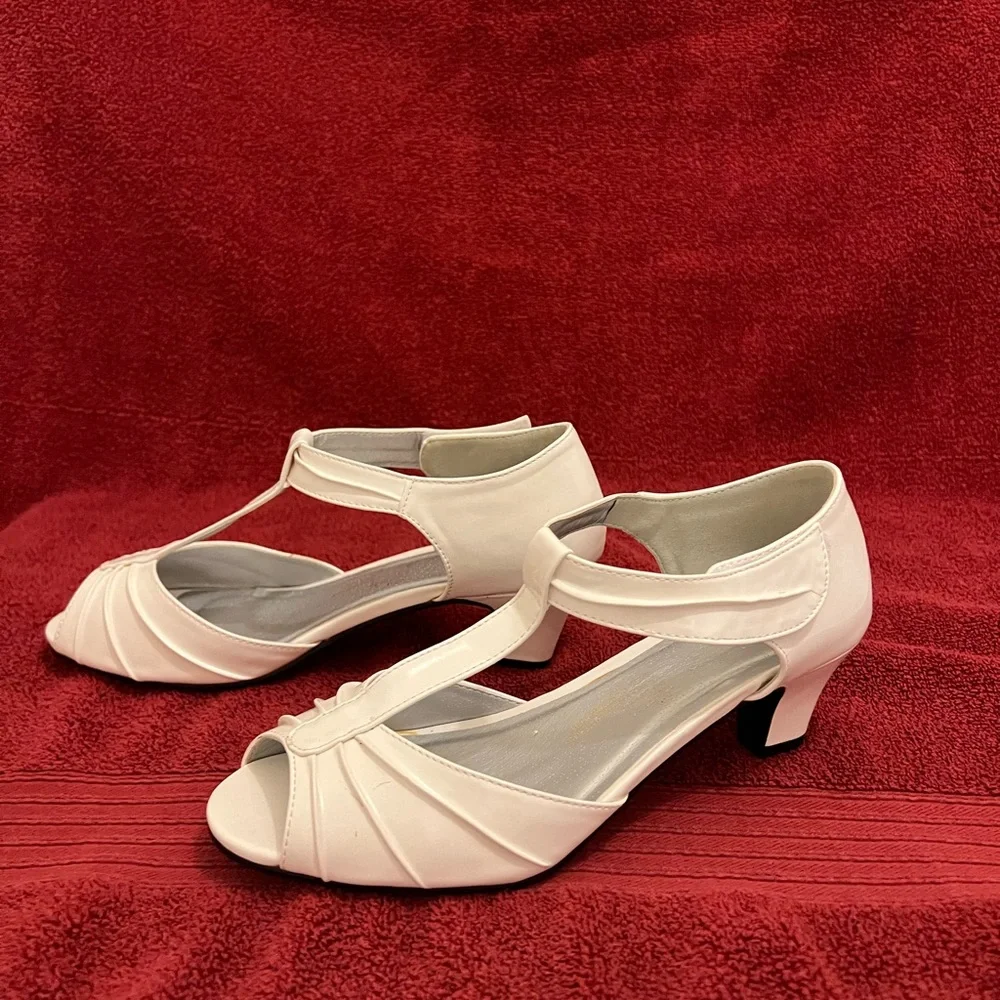 Angel Steps Eva Pump Women’s Shoes; White Patent; Size 7.5 - Picture 8 of 12